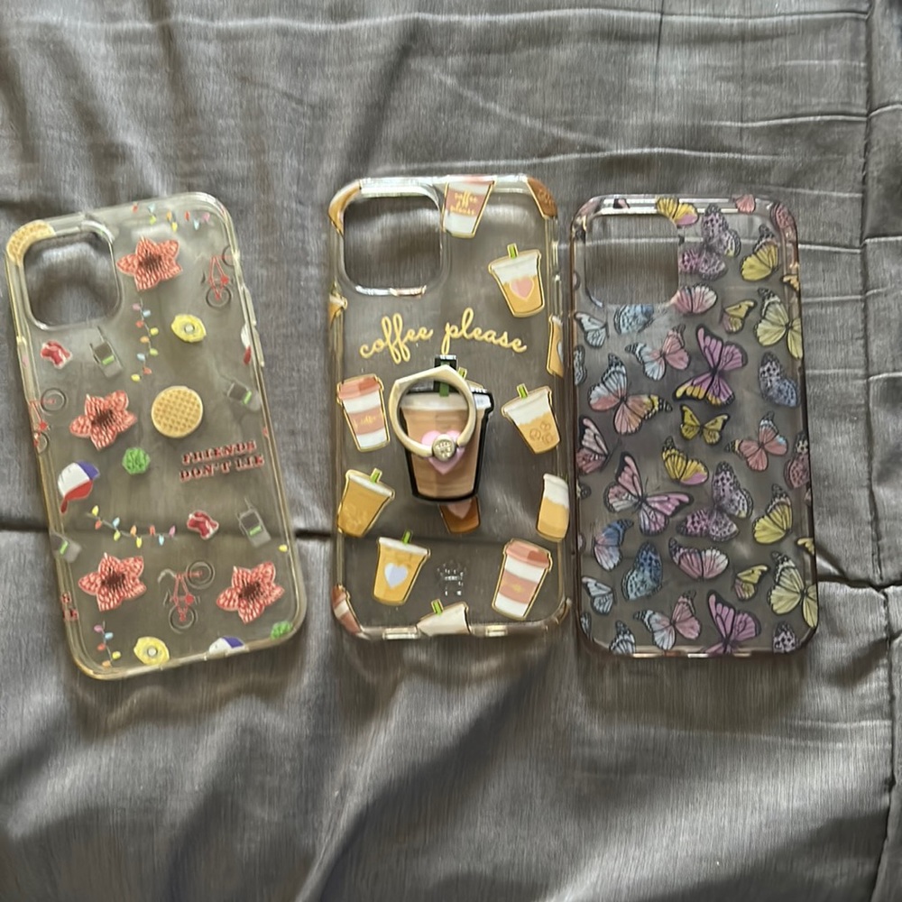 3 iPhone 12 and iPhone 12 Pro cases